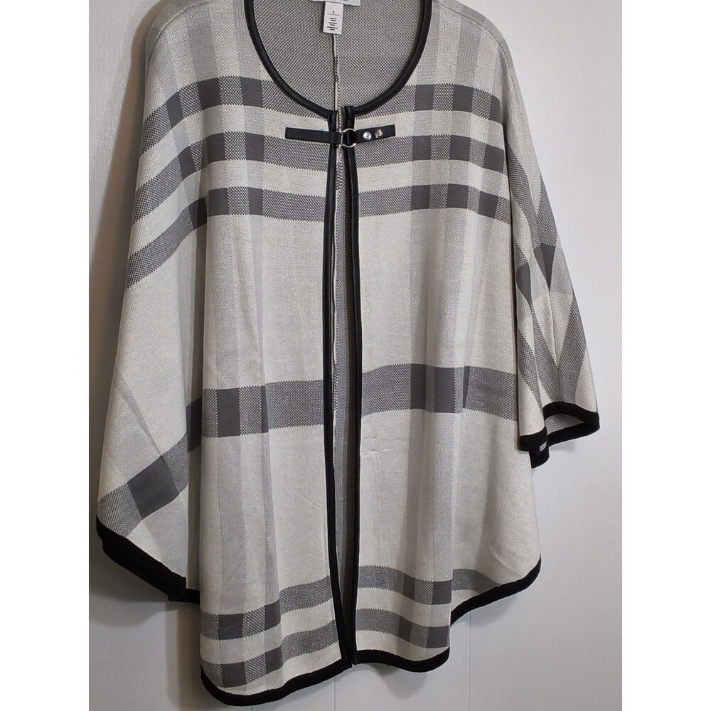 white house black market knitted sweater cape size Small- grey with white